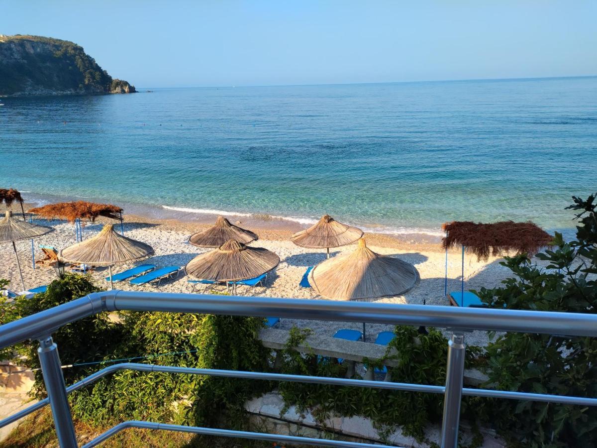 Magic Ionian Apartments & Rooms Хімара Екстер'єр фото