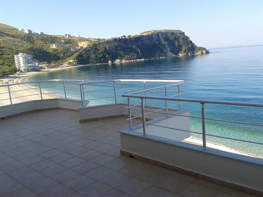Magic Ionian Apartments & Rooms Хімара Екстер'єр фото
